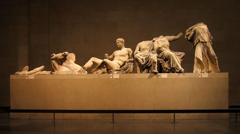 Should museums be ideology-free?