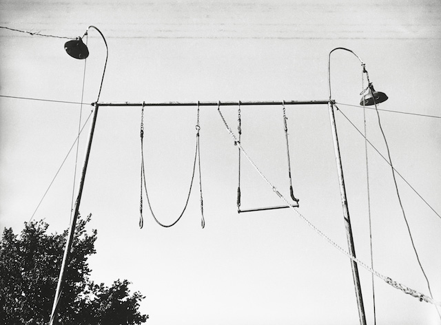 Trapeze Swings, Meschers