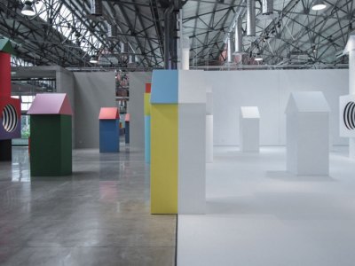 Installation view of Como un juego de niño (Like a child´s play) (21 July–2 October).