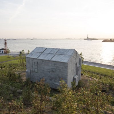 Cabin (2016), Rachel Whiteread, on Discovery Hill, Governors Island. Photo by Tim Schenck.