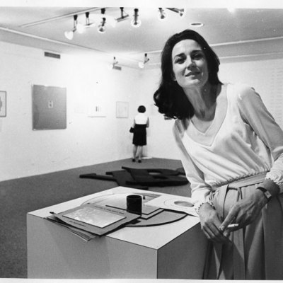 Virginia Dwan in her gallery during the exhibition 'Language III', Dwan Gallery, New York (May 1969). Courtesy Dwan Gallery Archive
