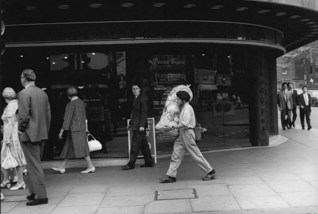 Gustav Metzger (1960), Ida Kar. © National Portrait Gallery, London