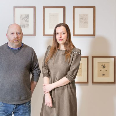 Tim Etchells and Vlatka Horvat in What Can Be Seen at the Millennium Gallery. Image © Museums Sheffield