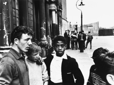 Men and boys in Southam Street, London (1959), Roger Mayne. Courtesy of the Mary Evans Picture Library; © Roger Mayne/Mary Evans Picture Library