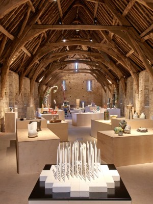 Messum's Wiltshire has opened a new exhibition dedicated to contemporary British ceramics. © Sylvain Deleu
