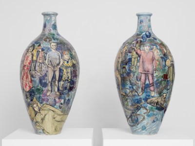 Matching Pair (2017), Grayson Perry. Photo: Robert Glowacki; courtesy the artist and Victoria Miro, London; © Grayson Perry