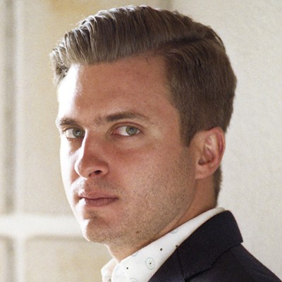 Moisés Cosio | Apollo 40 Under 40 Global | The Collectors