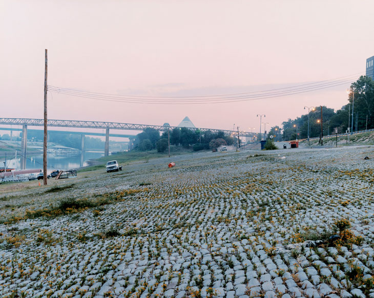 Harbor Marina (Morning), Memphis, TN (2000), Alec Soth. © Magnum/Alec Soth. Image courtesy of Beetles+Huxley and Sean Kelly Gallery, NY