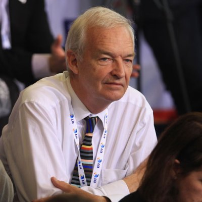 Knot the nine o'clock news: Jon Snow
