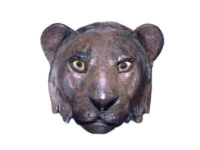 Lion head from the Royal Cemetery of Ur, (c. 2450 BC), Sumerian, University of Pennsylvania Museum of Archaeology and Anthropology, Philadelphia