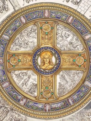 Detail of the Glaubensschild (Shield of Faith), (1842–47), designed by Friedrich August Stüler, Peter von Cornelius and Alexis-Étienne Julienne, Royal Collection Trust, Photo: Royal Collection Trust/© HM Queen Elizabeth II 2018