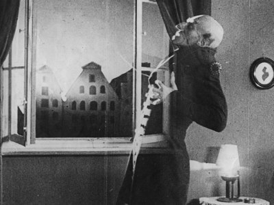 Nosferatu, Eine Symphonie Des Grauens (still; 1922), dir. F. W. Murnau.