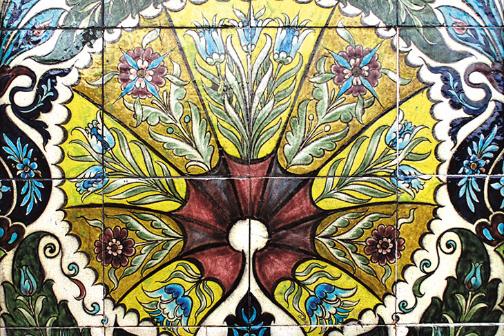 The dizzying mathematical designs of William De Morgan