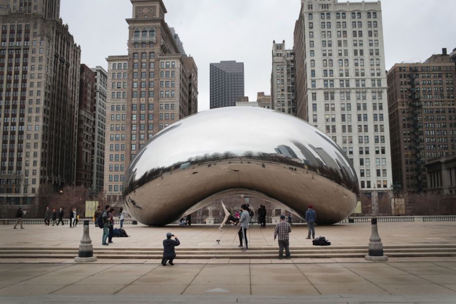 Cloud Gate (2006), Anish Kapoor.