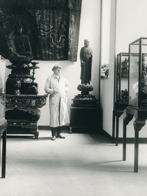 Adolf Fischer at the Museum of East Asian Art, Cologne, c. 1913.