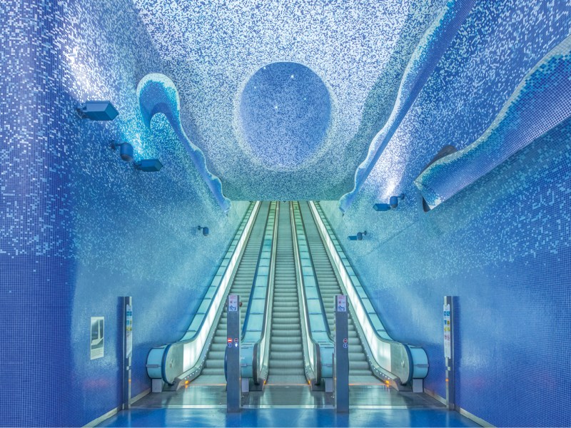 Toledo metro station in Naples, designed by Oscar Tusquets Blanca.