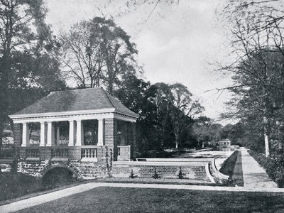 View of the ornamental canal in the grounds of Kearsney Court in Kent, designed in 1901 by Thomas Mawson.