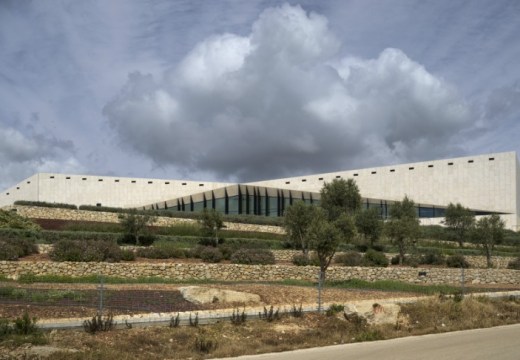 Main view of the Palestinian Museum in Birzeit, including its agricultural terraces.