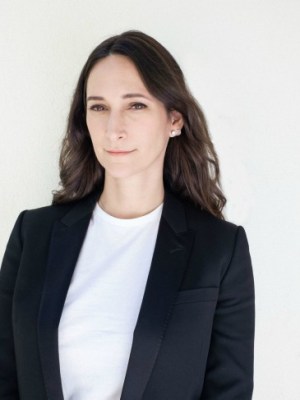 Bettina Korek.