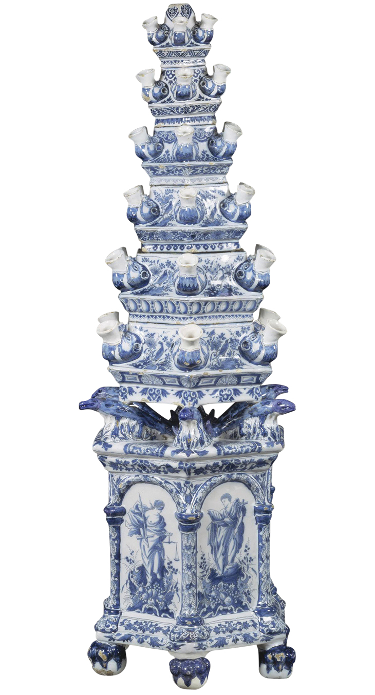 Pyramid vase (c. 1695), Delft.