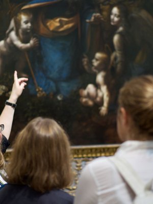 A museum visit conducted by the education charity Art History Link-Up.