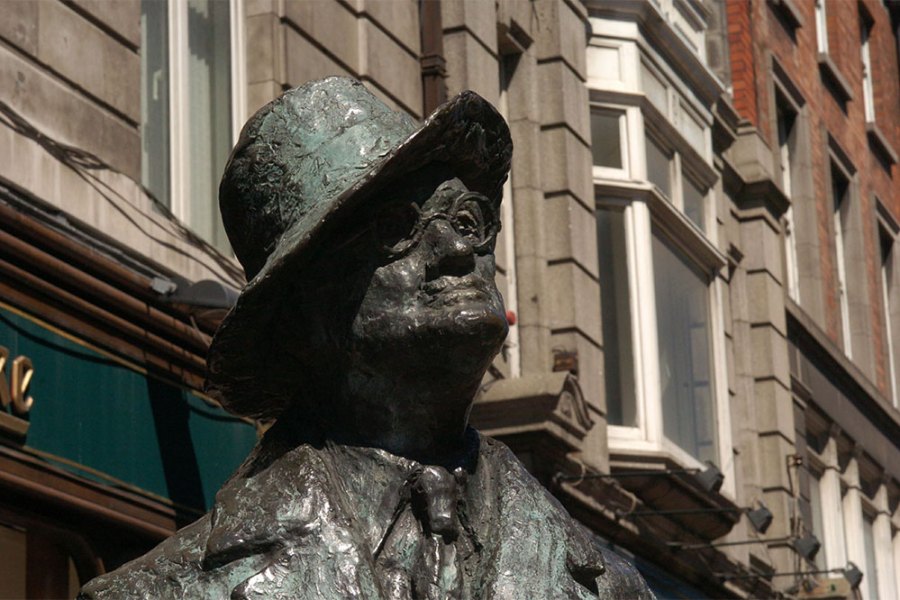 Statue of James Joyce by Marjorie Fitzgibbon on North Earl Street, Dublin.