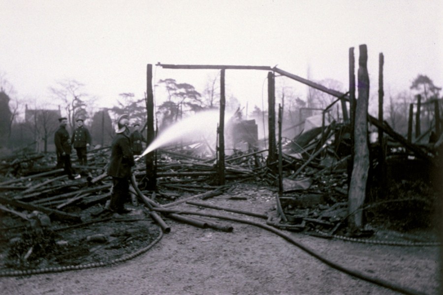 The Refreshment Pavilion at Kew Gardens after it was burned down by suffragettes in February 1913.