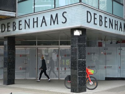 Requiem for a dream: a shuttered Debenhams on Oxford Street, March 2021.