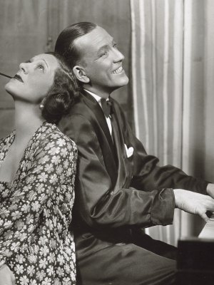 Noël Coward and Gertrude Lawrence in Private Lives (1931) at Times Square Theatre, New York.