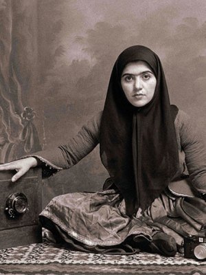 Qajar #19 (1998), Shadi Ghadirian.