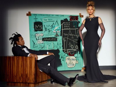 Jay-Z and Beyoncé pose with Basquiat’s ‘Equals Pi’ (1982) in Tiffany’s ‘About Love’ campaign.