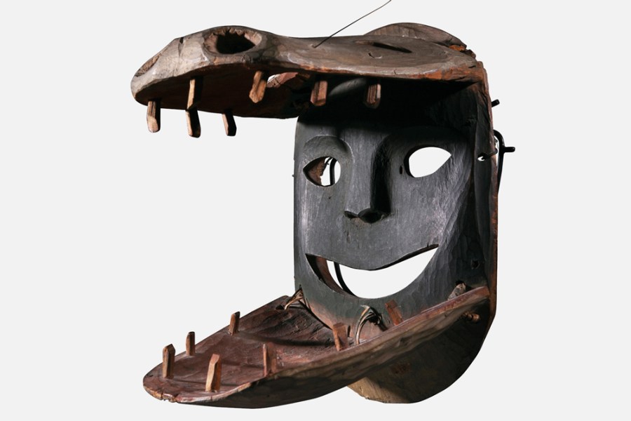 Shamanic transformation mask, late 19th century, Yup’ik Eskimo, Alaska. Galerie Flak (€75,000)