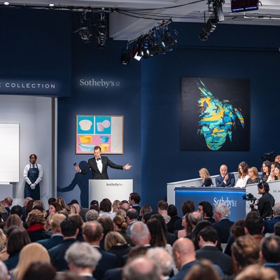Sotheby’s Oliver Barker fields bids during the second Macklowe collection sale on 16 May 2022. Courtesy Sotheby's.
