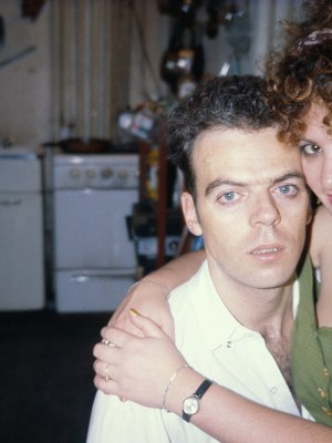 Nan on Brian’s lap, Brian’s birthday (1981), from ‘The Ballad of Sexual Dependency’. Maison Européenne, Paris.