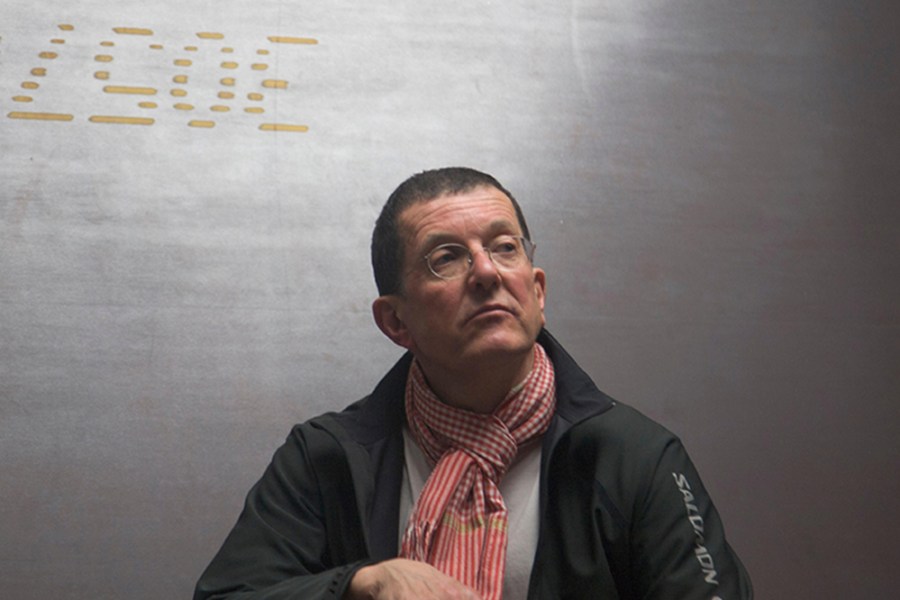 portrait of antony gormley