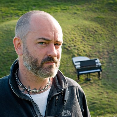 Douglas Gordon