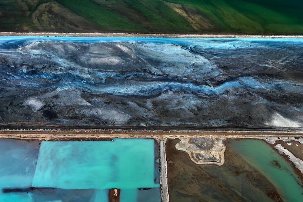 The beautiful but deadly world of Edward Burtynsky