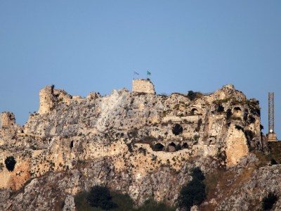 Israel captures Crusader castle in south Lebanon